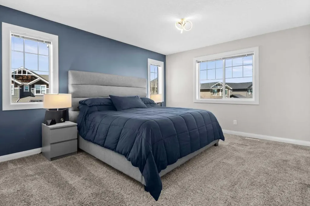 100 Kinniburgh Gardens Chestermere AB T1X 0R8