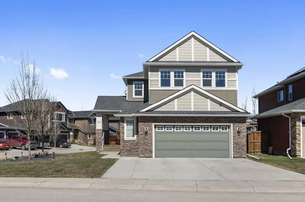 100 Kinniburgh Gardens Chestermere AB T1X 0R8