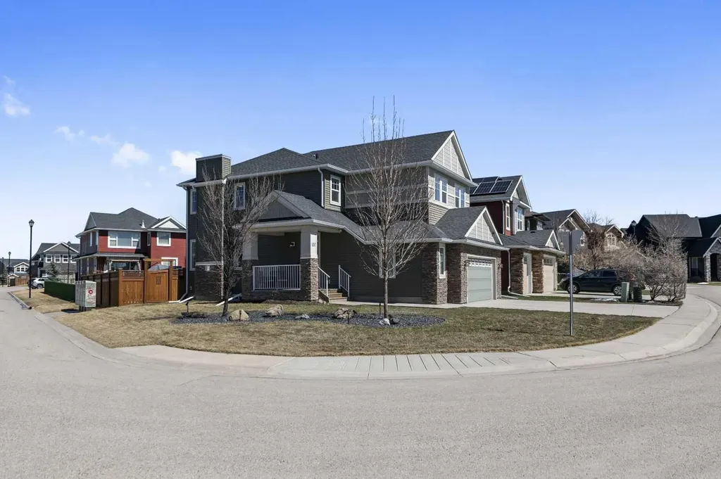 100 Kinniburgh Gardens Chestermere AB T1X 0R8