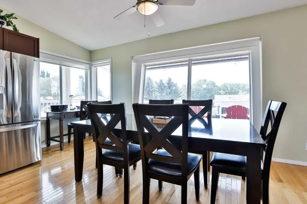 645 Lakeside Drive Rural Vulcan County AB T0L 2B0