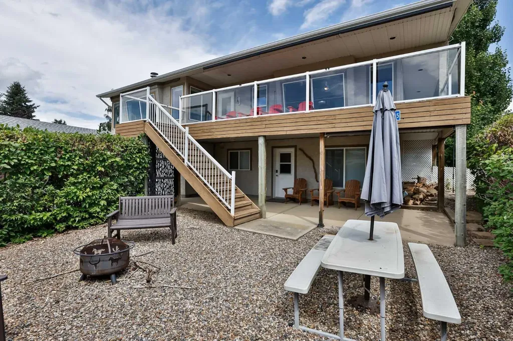 645 Lakeside Drive Rural Vulcan County AB T0L 2B0