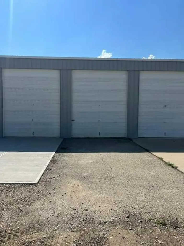 645 Lakeside Drive Rural Vulcan County AB T0L 2B0