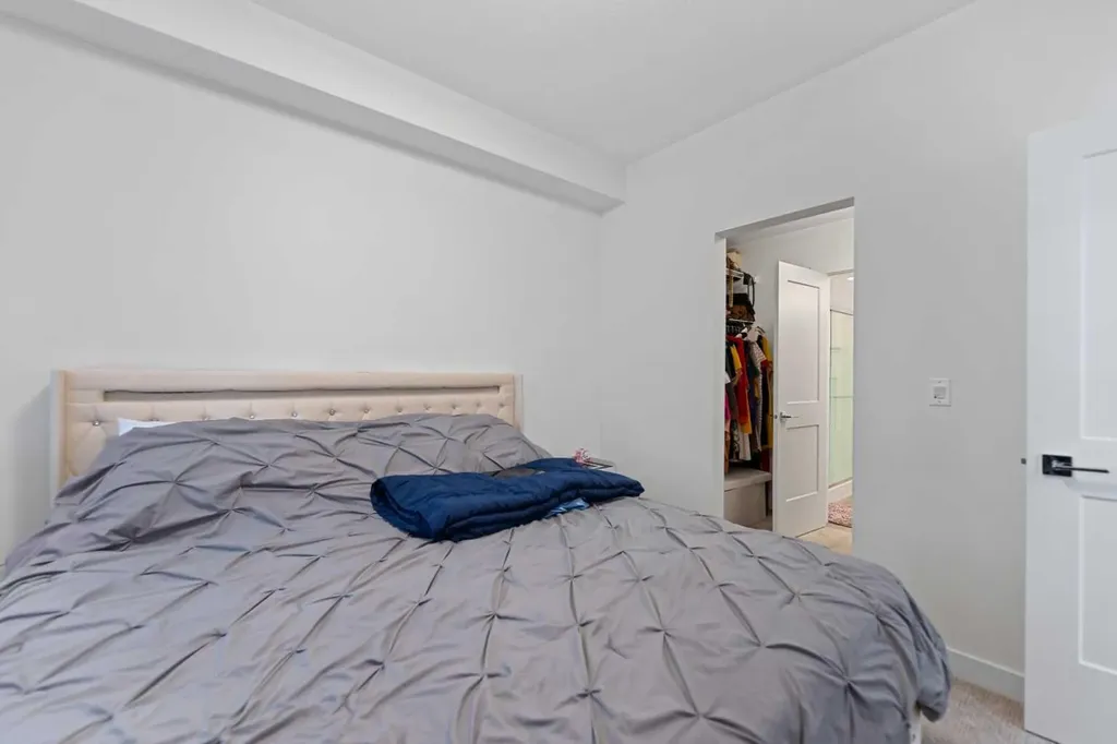 55 Lucas Way NW Calgary AB T3P 2C7