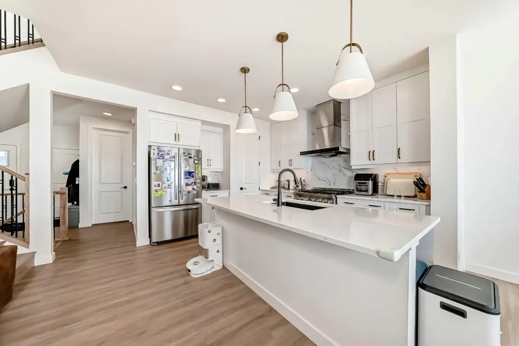 137 Verity Manor SW Calgary AB T2Y0S8