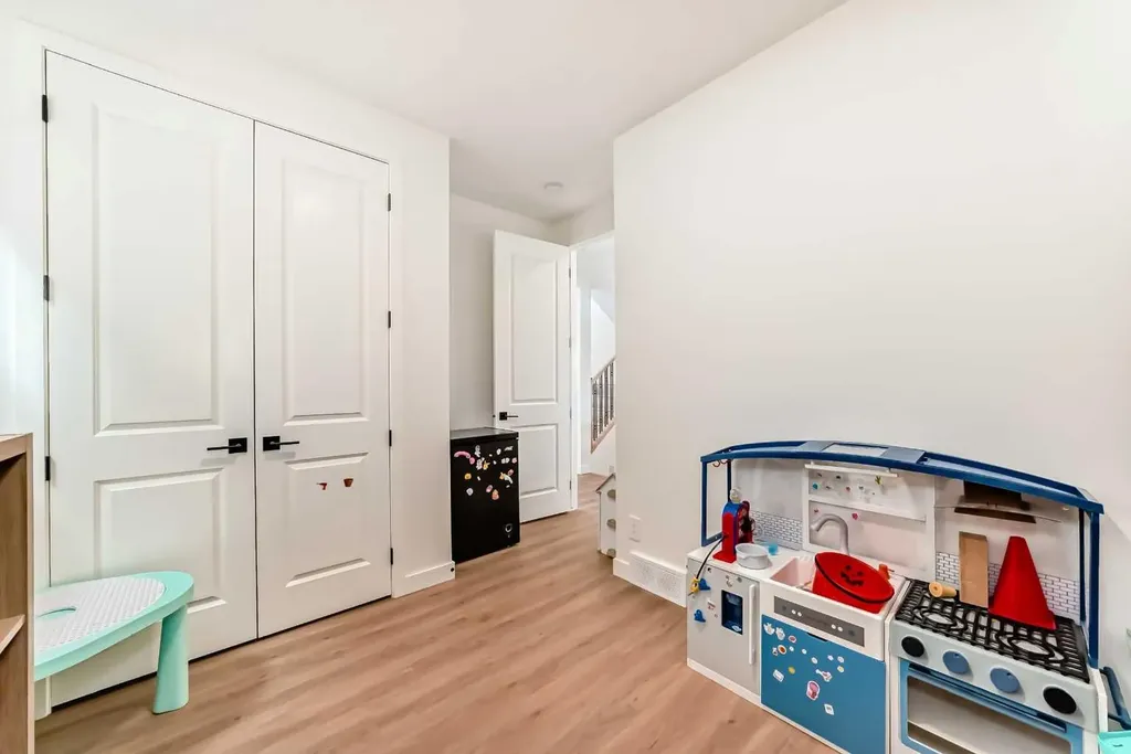 137 Verity Manor SW Calgary AB T2Y0S8