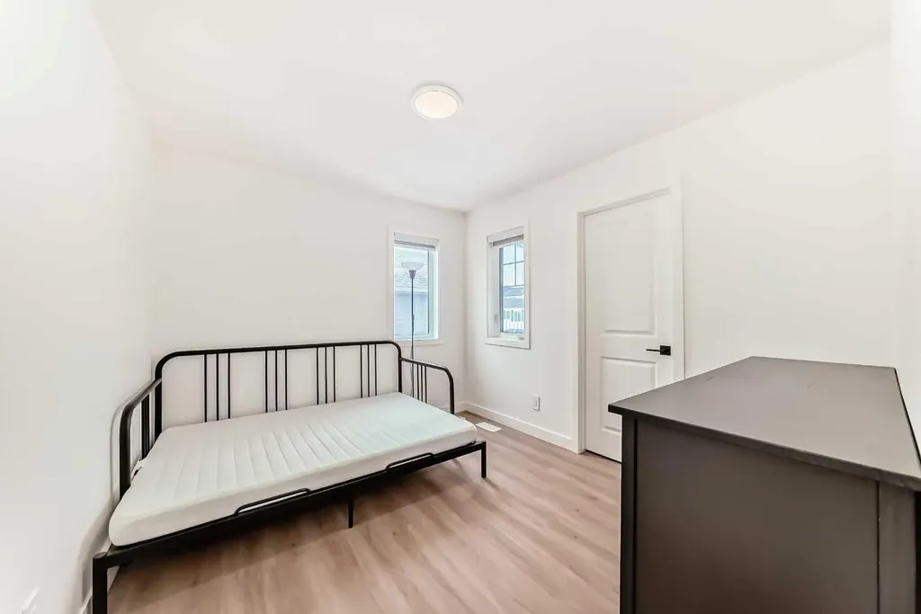 137 Verity Manor SW Calgary AB T2Y0S8