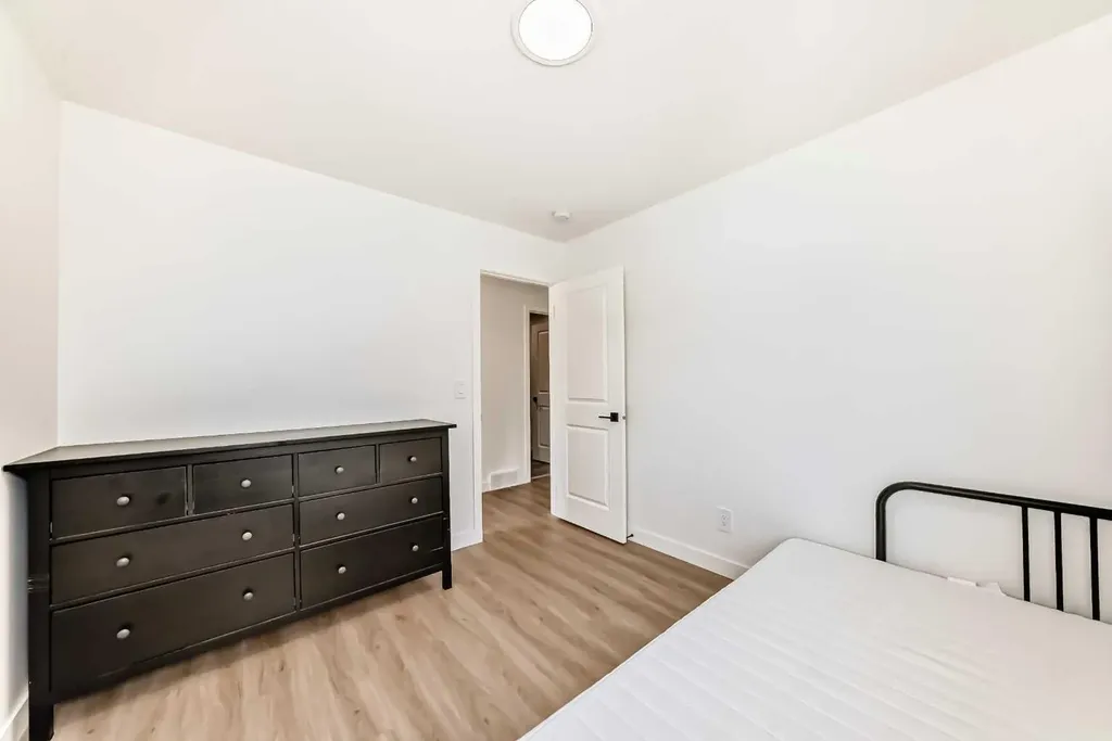 137 Verity Manor SW Calgary AB T2Y0S8