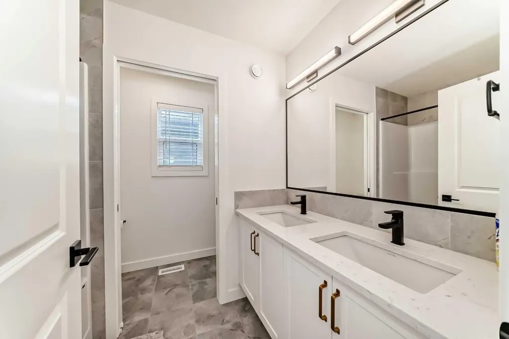137 Verity Manor SW Calgary AB T2Y0S8