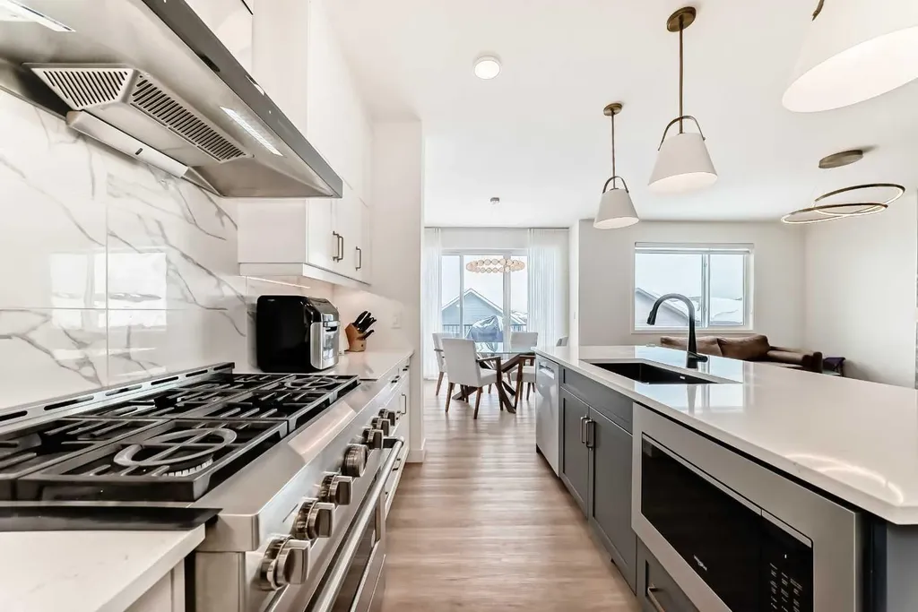 137 Verity Manor SW Calgary AB T2Y0S8