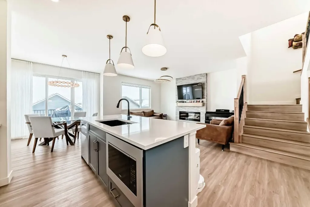 137 Verity Manor SW Calgary AB T2Y0S8