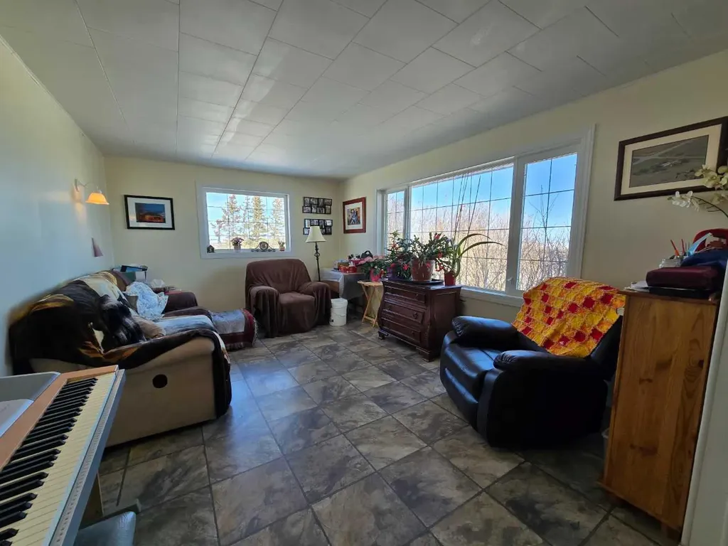 22004 Range Road 814 Rural Northern Sunrise County AB T0H 2R0