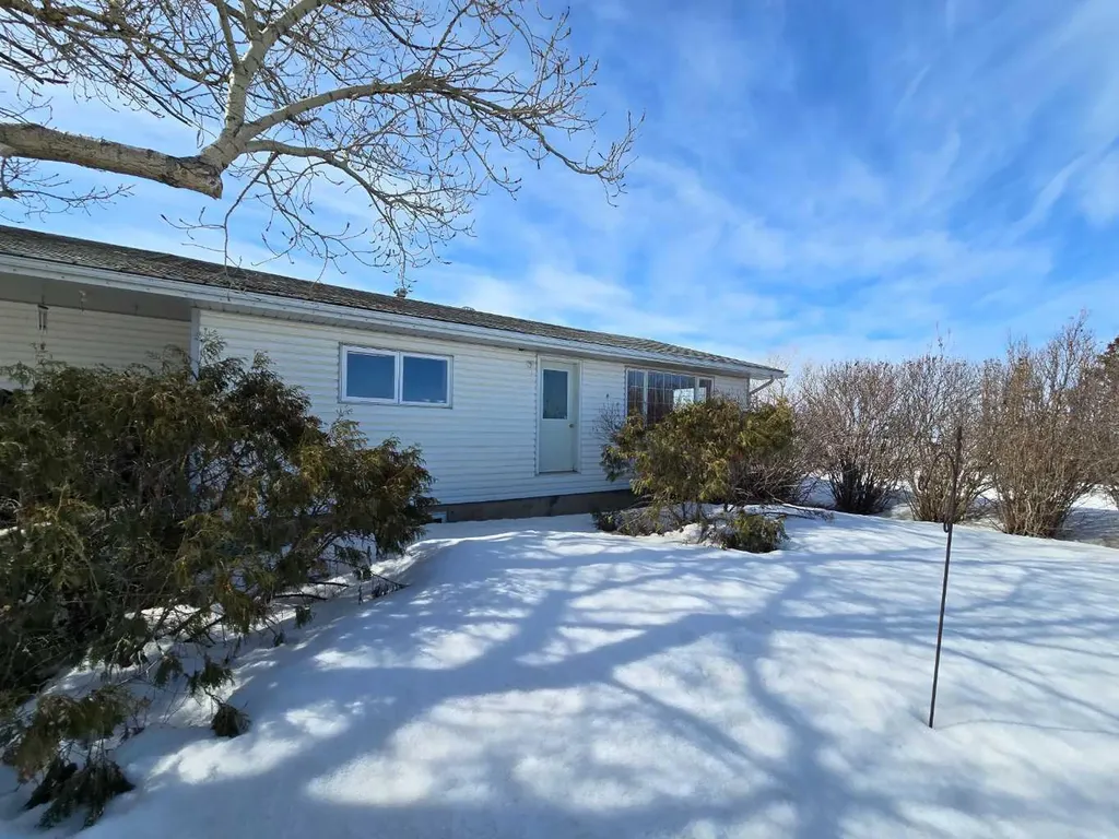 22004 Range Road 814 Rural Northern Sunrise County AB T0H 2R0