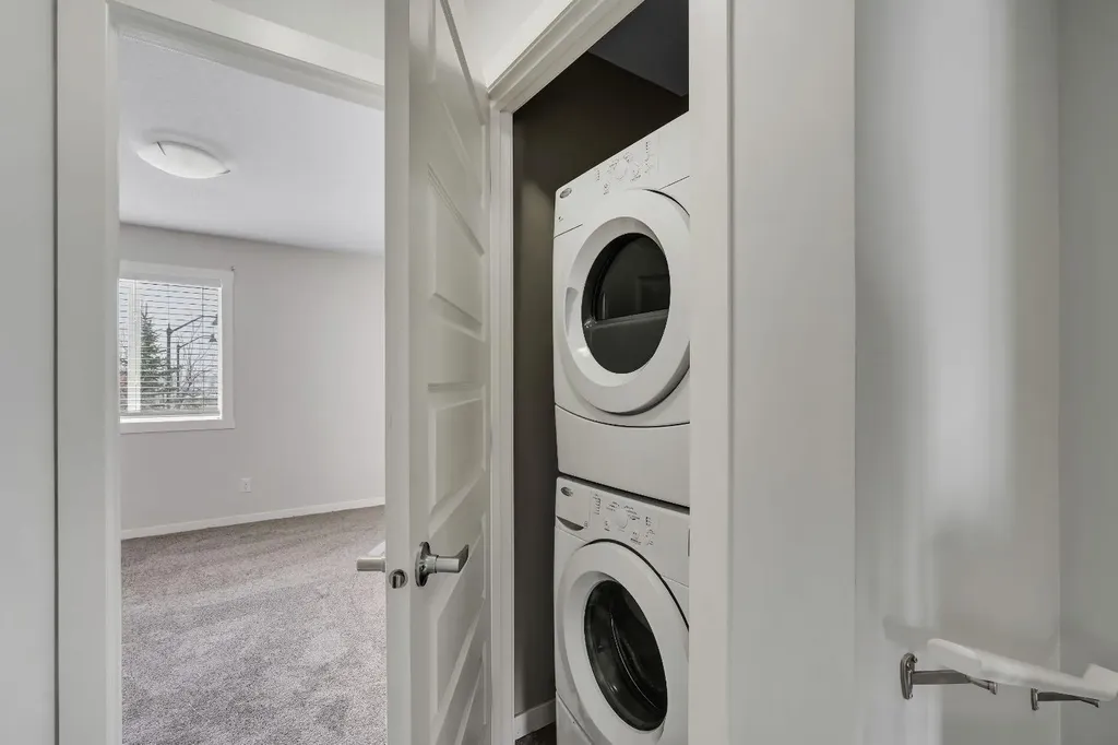 406 Mckenzie Towne Close SE Calgary AB T2Z 1A9