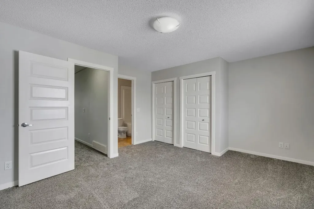 406 Mckenzie Towne Close SE Calgary AB T2Z 1A9
