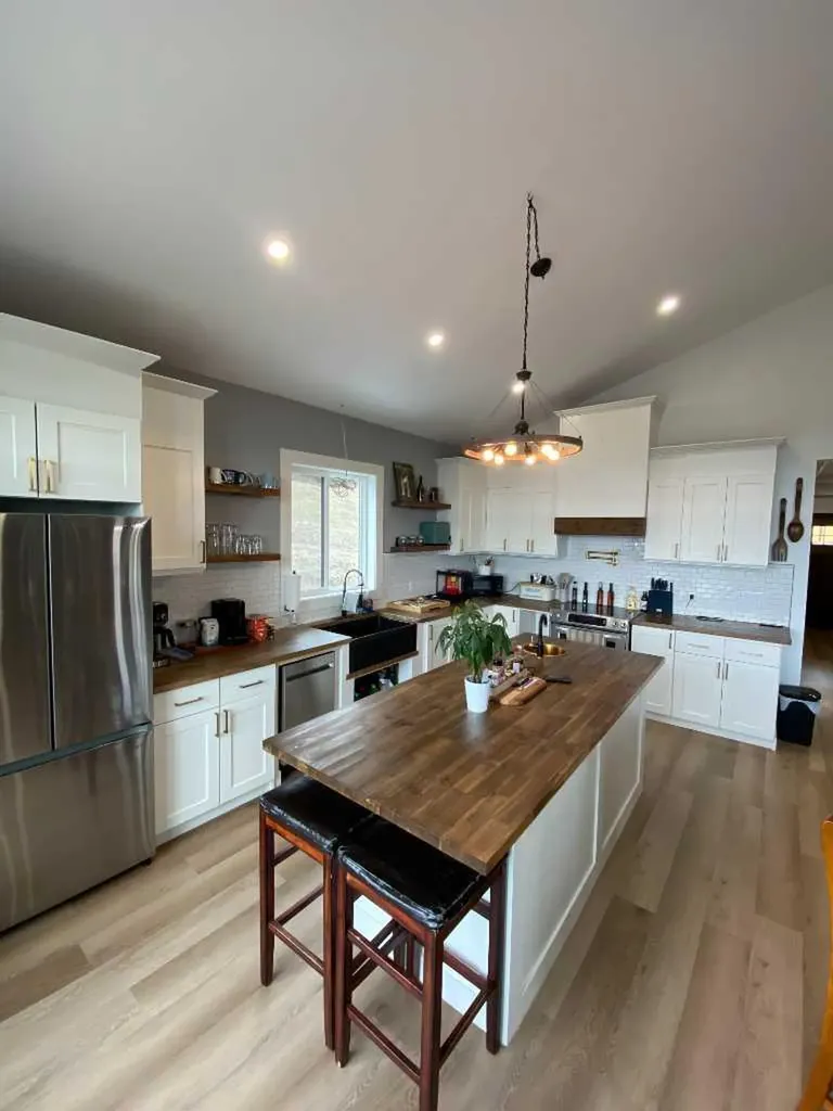 33143 Range Road 60 Rural Mountain View County AB T0M 1X0