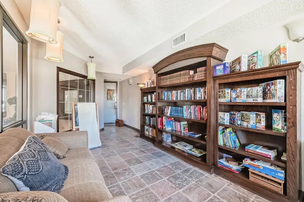 8 Prestwick Pond Terrace SE Calgary AB T2Z 4P3