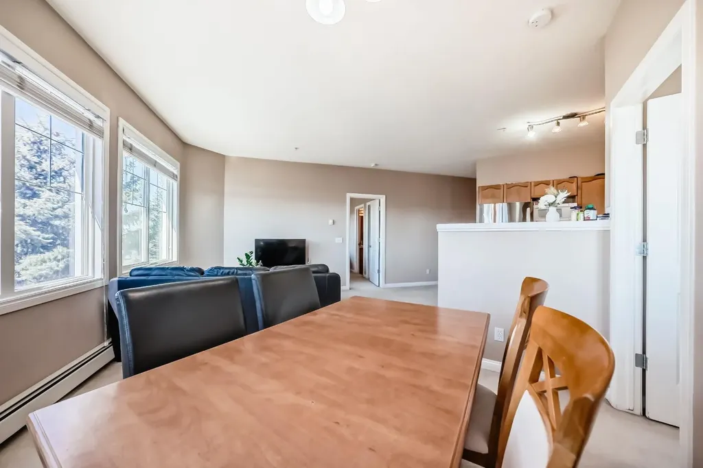 8 Prestwick Pond Terrace SE Calgary AB T2Z 4P3