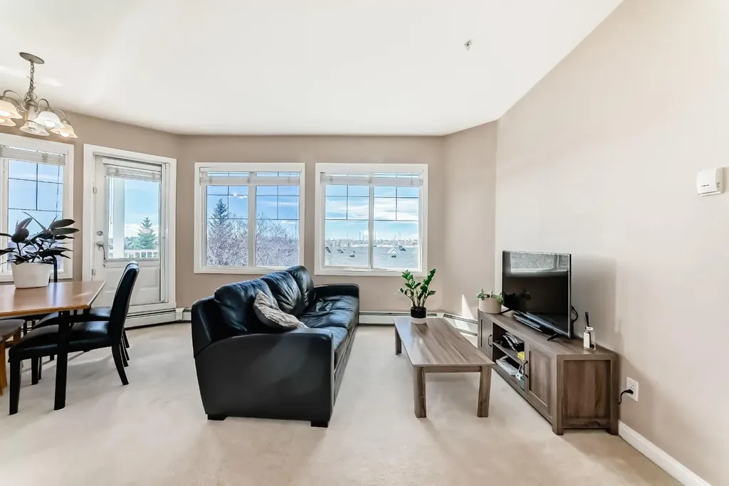 8 Prestwick Pond Terrace SE Calgary AB T2Z 4P3