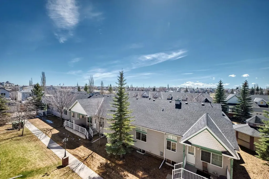 8 Prestwick Pond Terrace SE Calgary AB T2Z 4P3