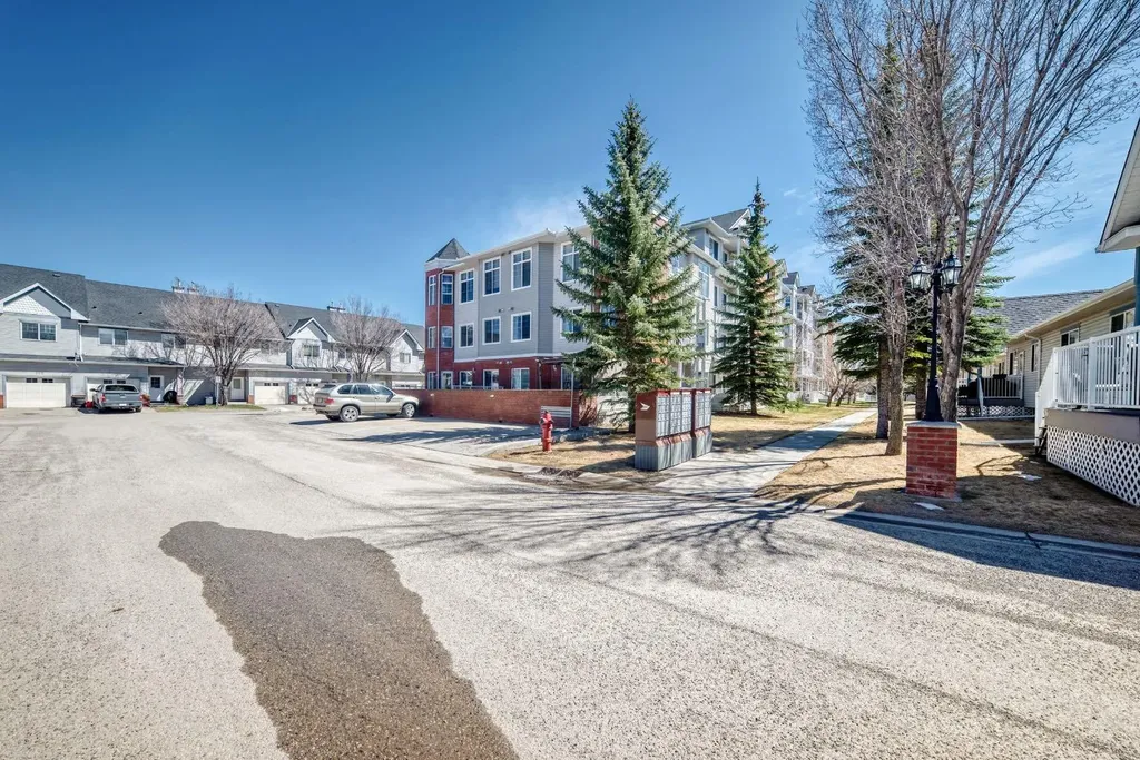8 Prestwick Pond Terrace SE Calgary AB T2Z 4P3