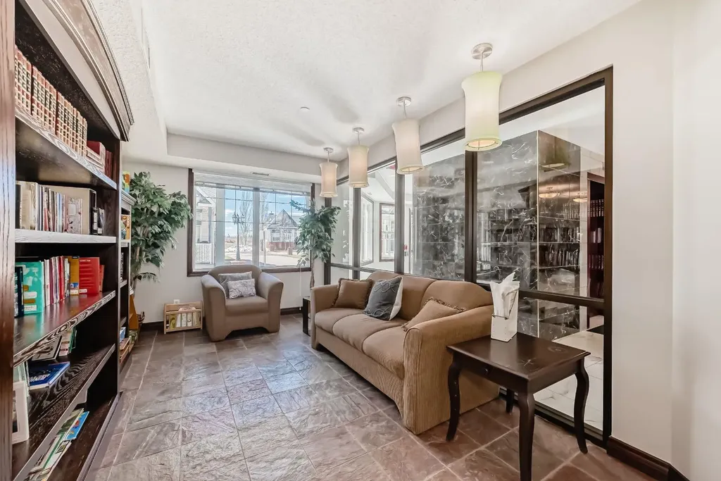 8 Prestwick Pond Terrace SE Calgary AB T2Z 4P3