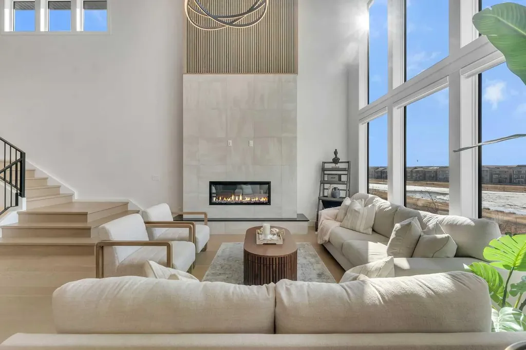 351 Lucas Way NW Calgary AB T3P 1Z3