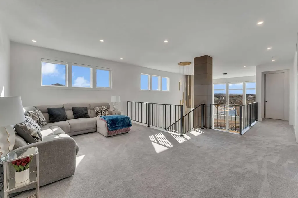 351 Lucas Way NW Calgary AB T3P 1Z3