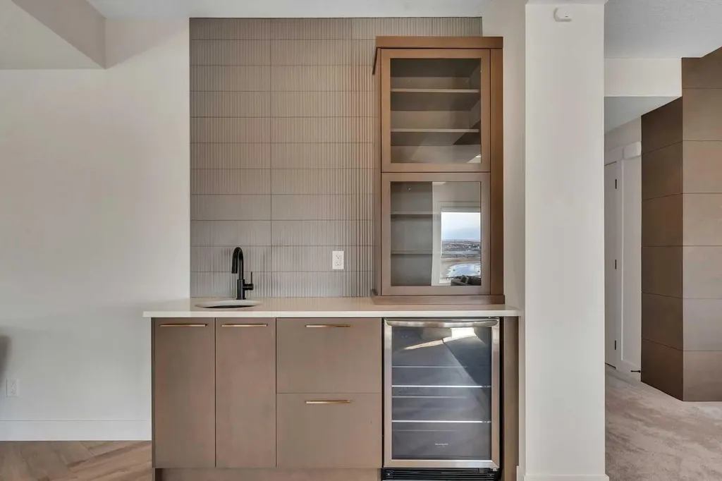 351 Lucas Way NW Calgary AB T3P 1Z3