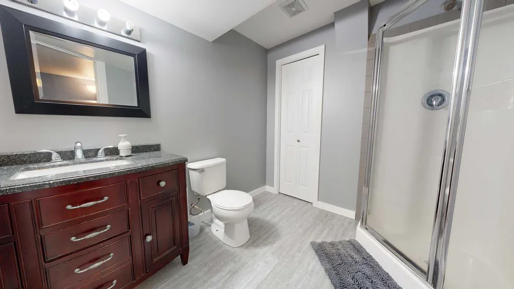 8941 70 Avenue Grande Prairie AB T8X 0C1