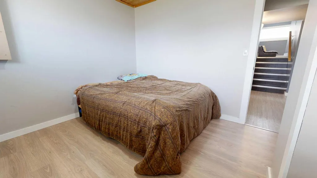 8941 70 Avenue Grande Prairie AB T8X 0C1