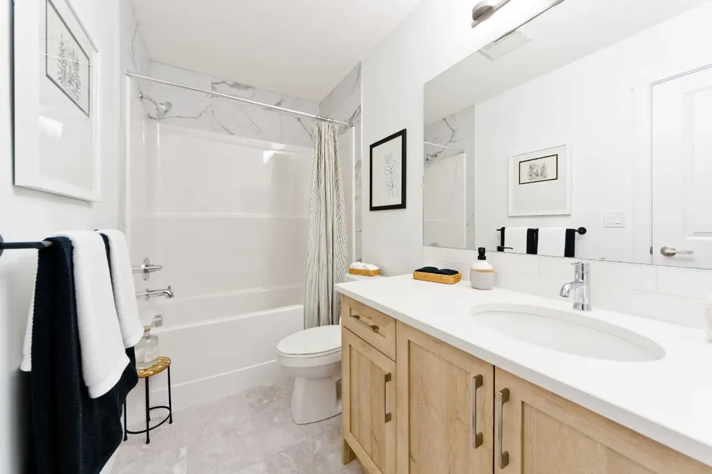 245 Bighorn Avenue Calgary AB T2Y 0Z8