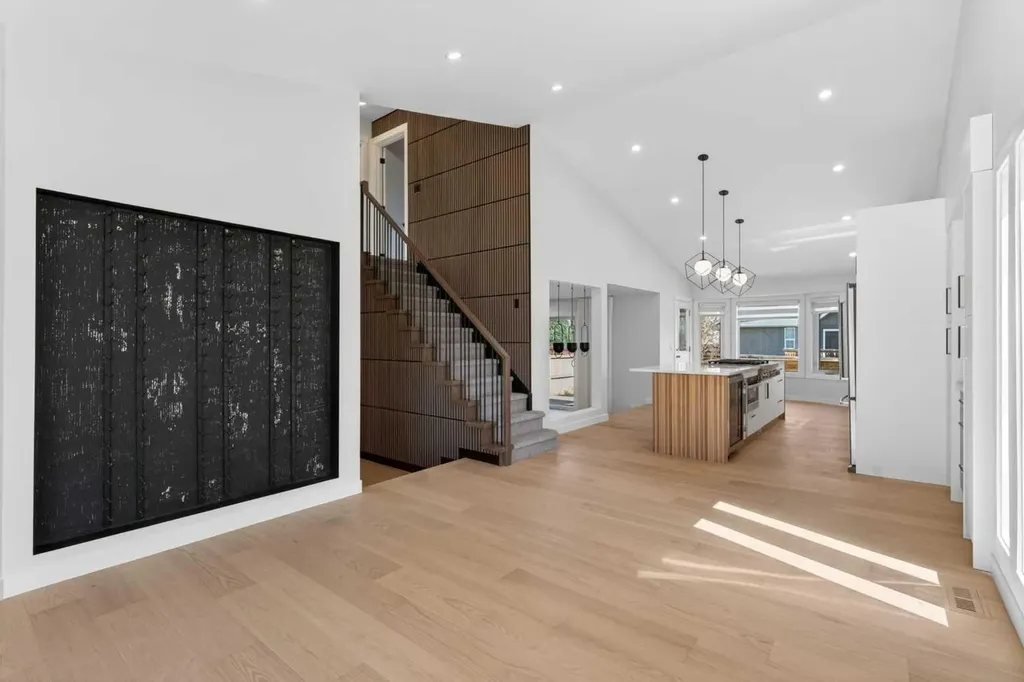 42 Sunvista Crescent SE Calgary AB T2X 3G2