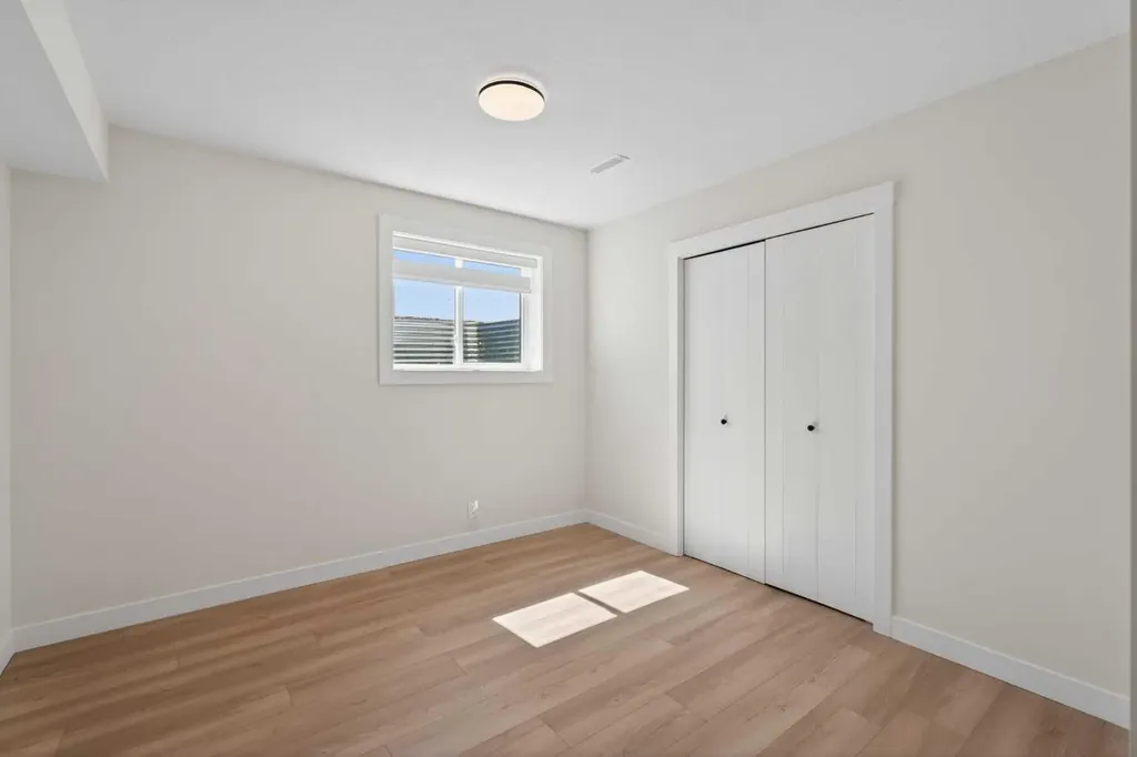 42 Sunvista Crescent SE Calgary AB T2X 3G2