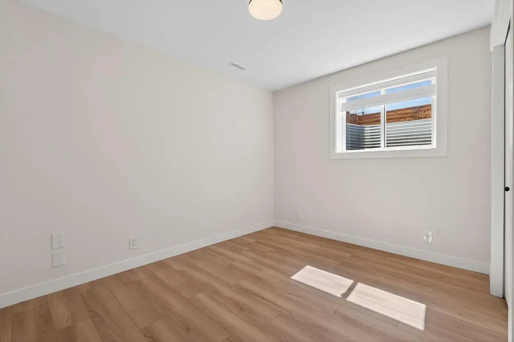 42 Sunvista Crescent SE Calgary AB T2X 3G2