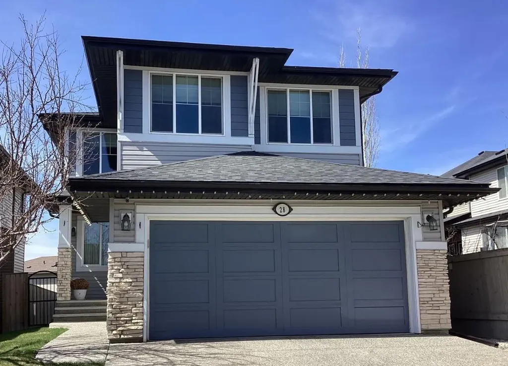 28 Evansview Manor NW Calgary AB T3P 0J7