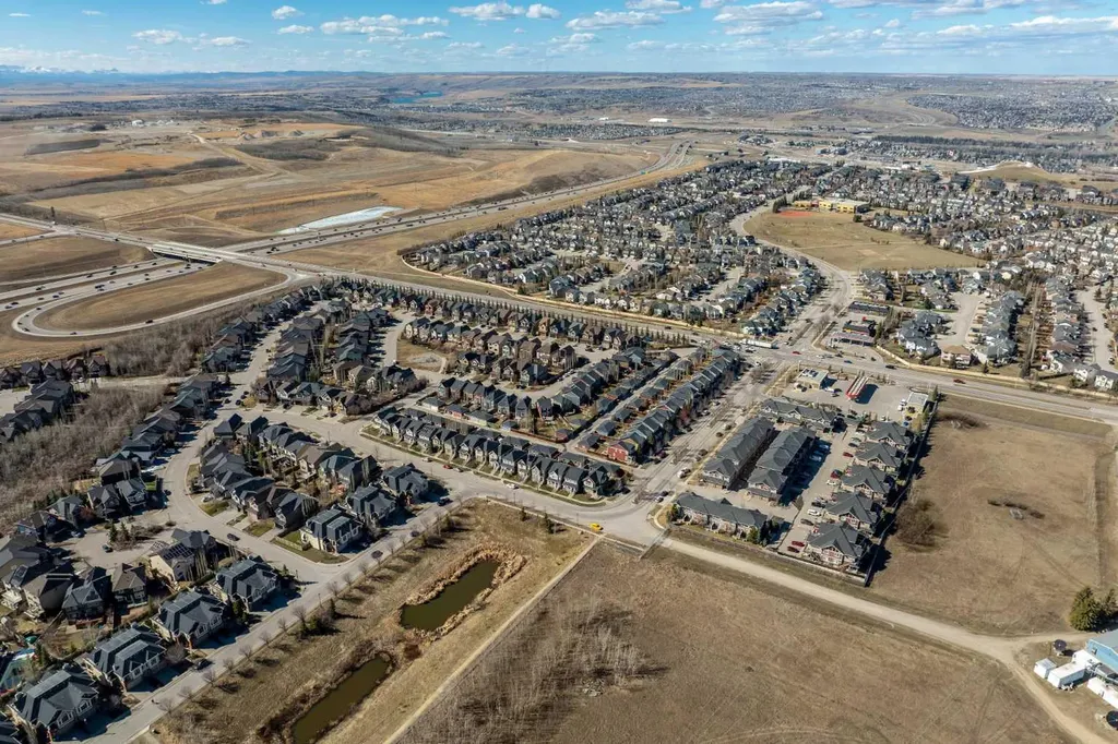 67 West Coach Manor SW Calgary AB T3H 1R7