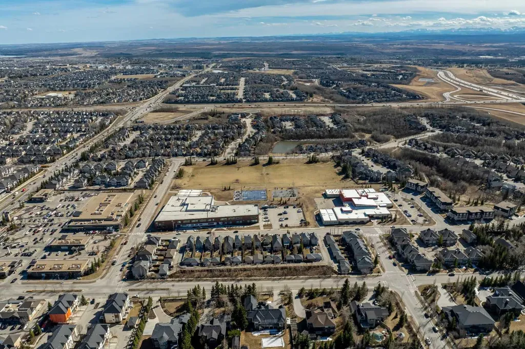 67 West Coach Manor SW Calgary AB T3H 1R7
