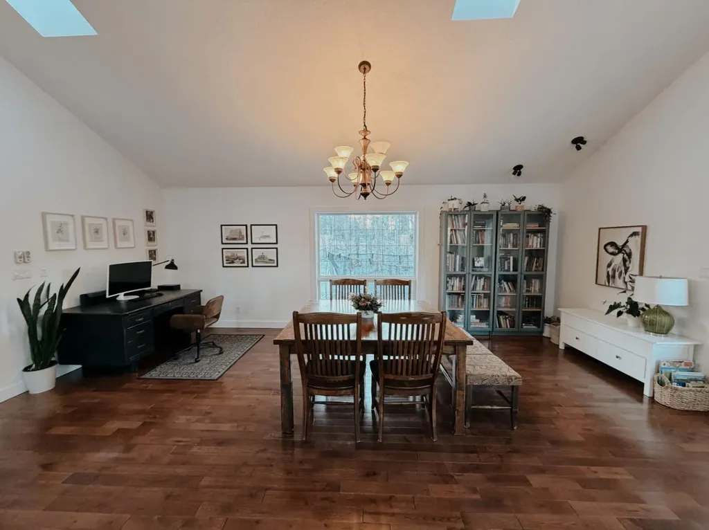 5441 Township Road 333 Rural Mountain View County AB T0M 1X0