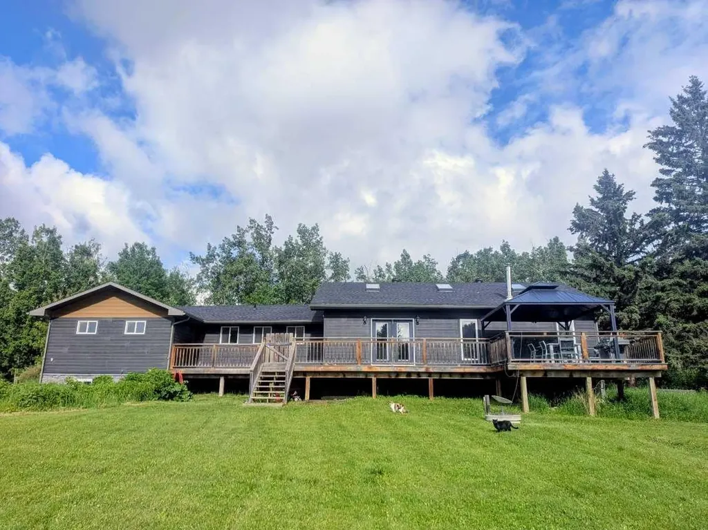 5441 Township Road 333 Rural Mountain View County AB T0M 1X0