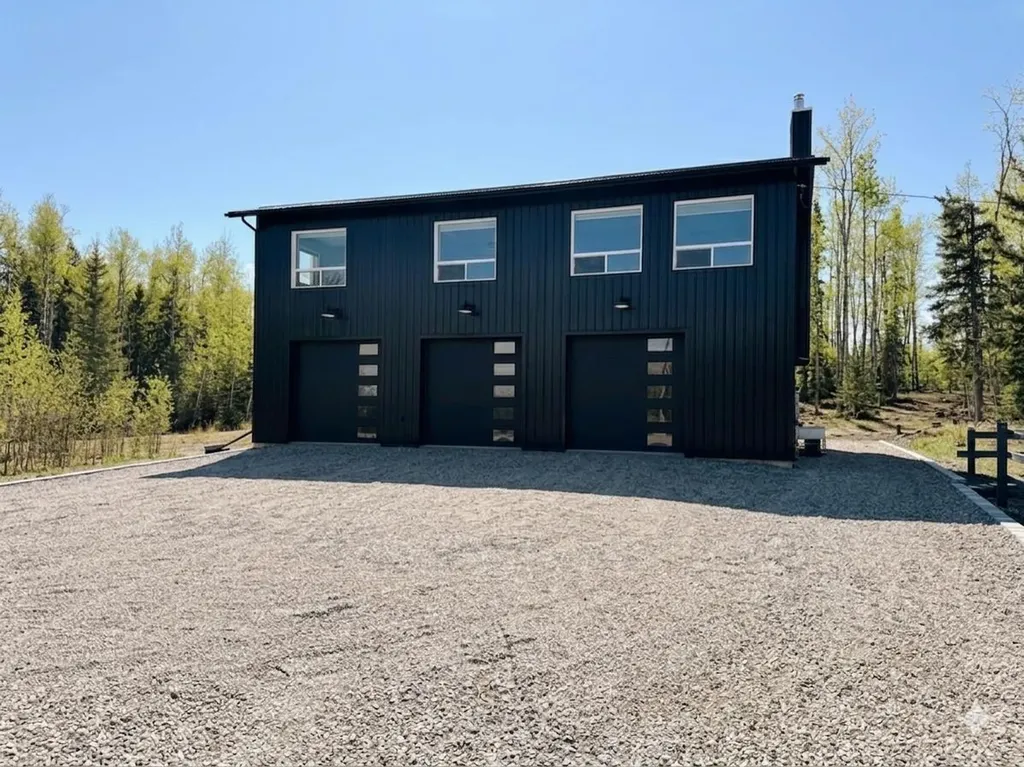 5441 Township Road 333 Rural Mountain View County AB T0M 1X0