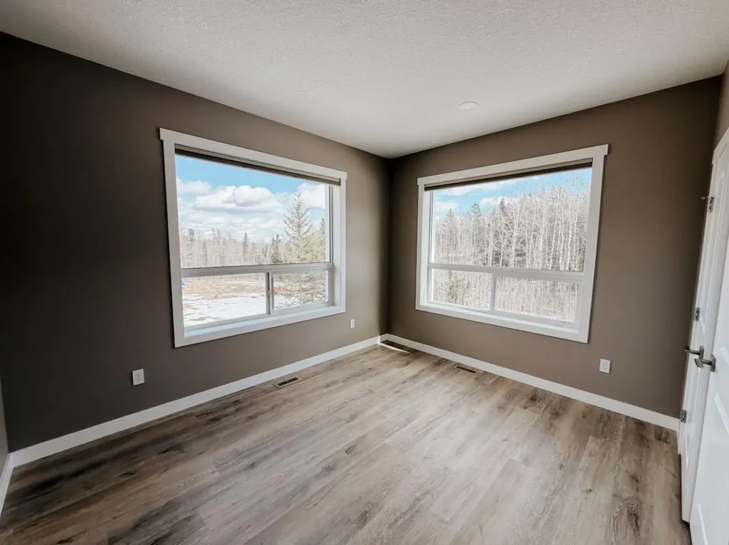 5441 Township Road 333 Rural Mountain View County AB T0M 1X0