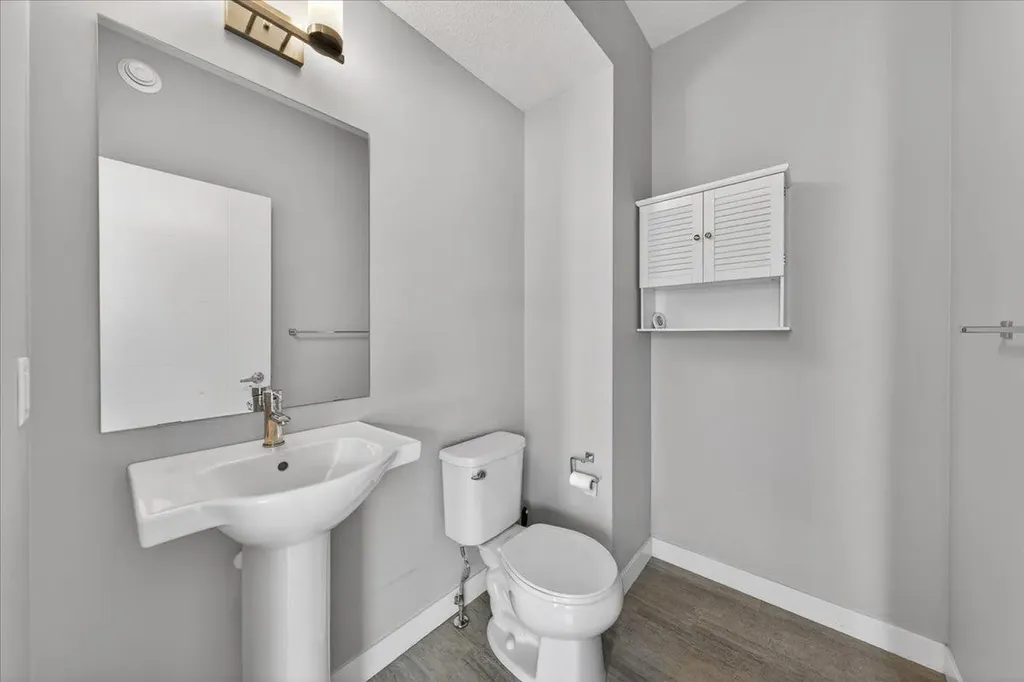123 Redstone Crescent NE Calgary AB T3N 1M4