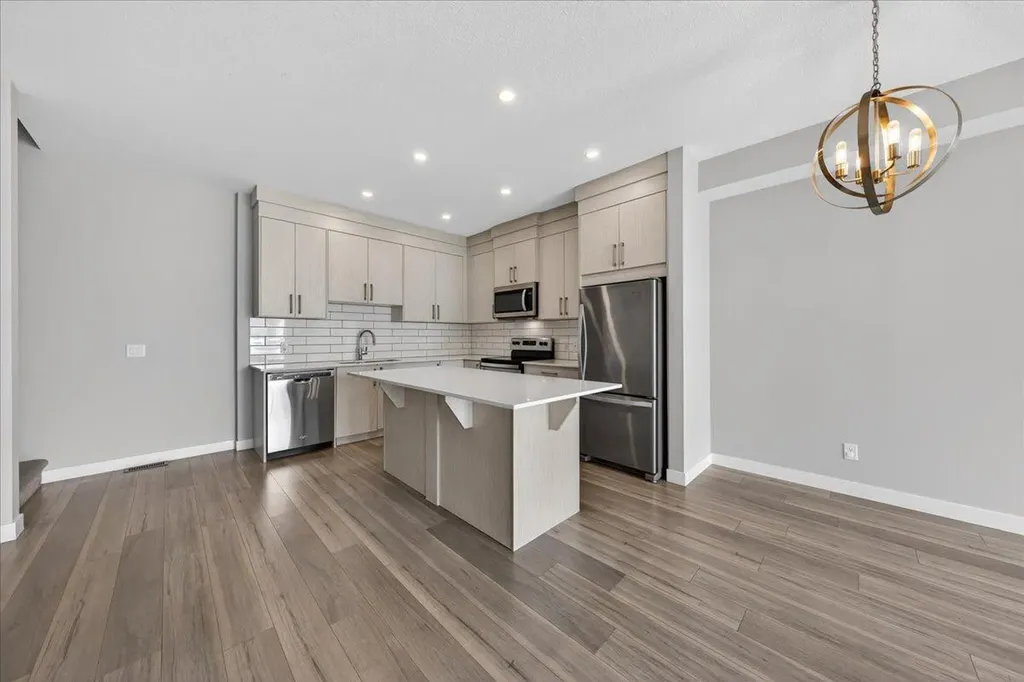 123 Redstone Crescent NE Calgary AB T3N 1M4