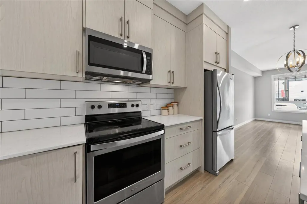 123 Redstone Crescent NE Calgary AB T3N 1M4