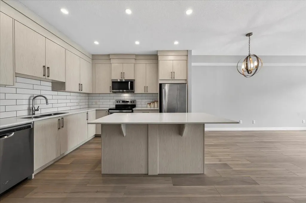 123 Redstone Crescent NE Calgary AB T3N 1M4