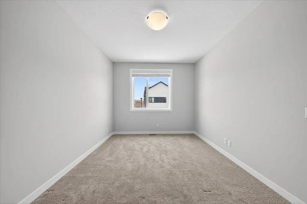 123 Redstone Crescent NE Calgary AB T3N 1M4