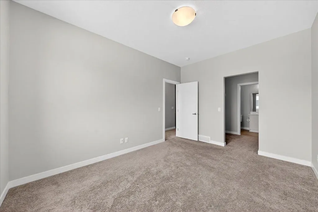 123 Redstone Crescent NE Calgary AB T3N 1M4