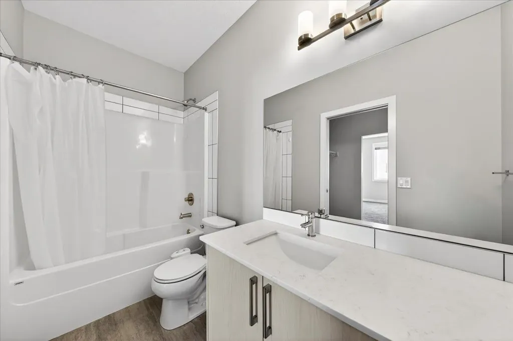 123 Redstone Crescent NE Calgary AB T3N 1M4