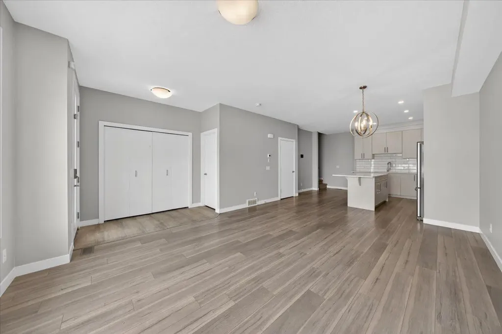 123 Redstone Crescent NE Calgary AB T3N 1M4