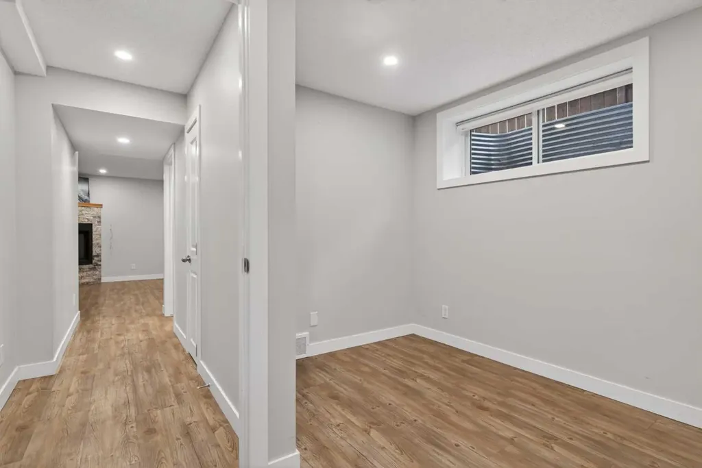 43 Sage Hill Way NW Calgary AB T3R 0G8